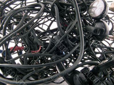 Interlacing of the broken off wires. background
