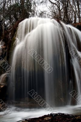 Stream in Cream