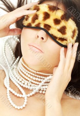 pearls and leopard mask 2