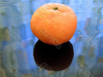 Mandarin on ice