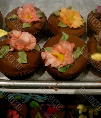 Festive Floral Cupcakes