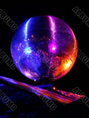 mirror sphere