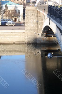 Large Stone is the bridge
