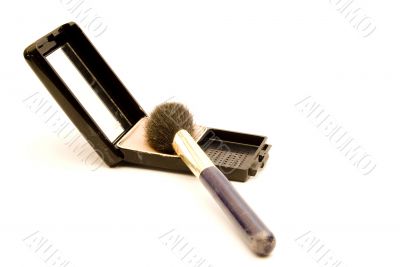 Powder Brush With Mirror