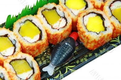 california maki close-up