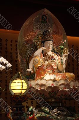 Golden buddha statue