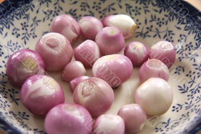 Whole raw onions