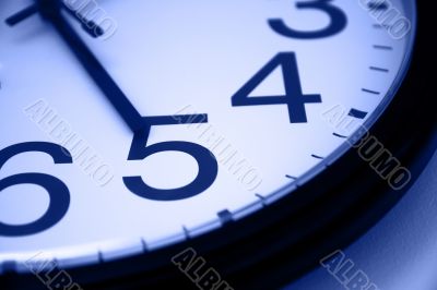 Five o`clock - blue