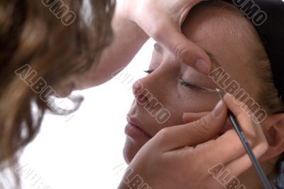 Making up an eye