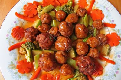 Meatballs and vegetables