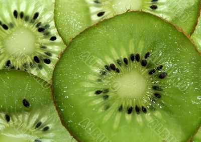 few pieces of kiwi fruit