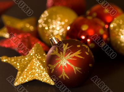 agleam christmas balls ornaments