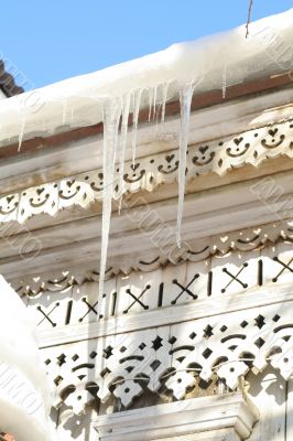 Icicles are on pattern roof
