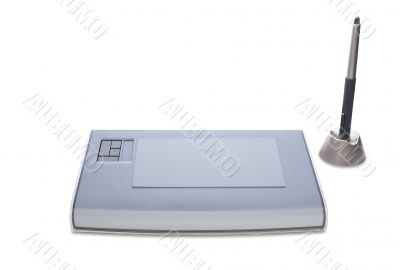 Graphic tablet and pen