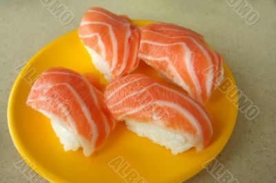 Salmon sushi