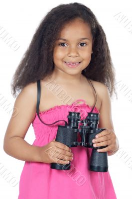 girl looking throuth the binoculars
