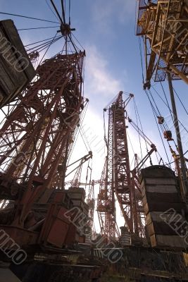 Old elevating cranes