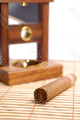 Cigar And Cutting Equipment