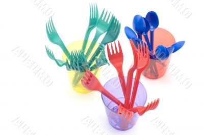 Plastic cup with forks