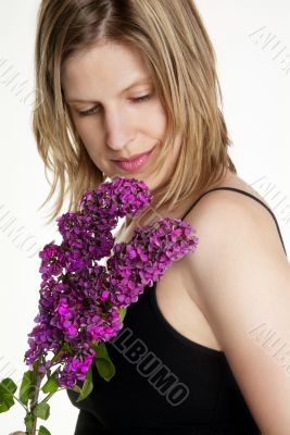 woman with syringa