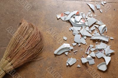 broken dish