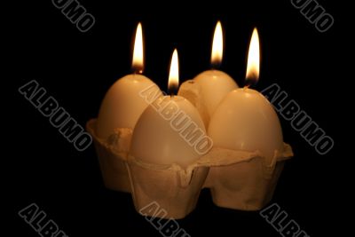 four candles-eggs in box