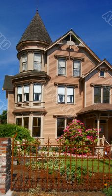 Old Victorian house, now a bed & Breakfast