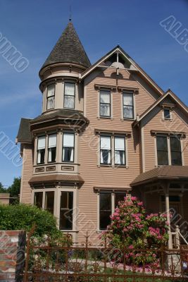 Old Victorian house, now a bed & Breakfast