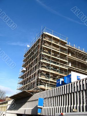 Construction site and scaffolding