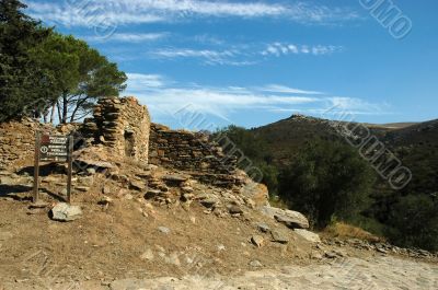 Dolmen ruins