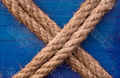 X shaped rope