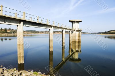 Intake tower