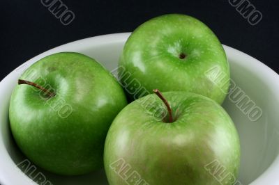 Green apples 1