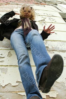 Blonde girl treading