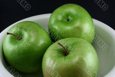 Green apples 1