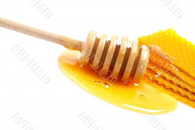 Honey and wooden drizzler