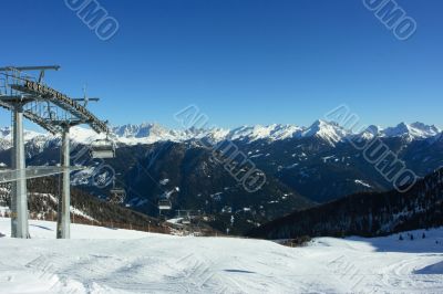 Ski elevator