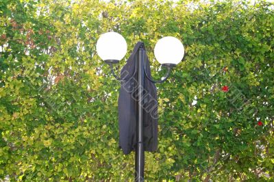 Suit on the lamp
