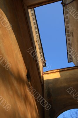The sky between walls.