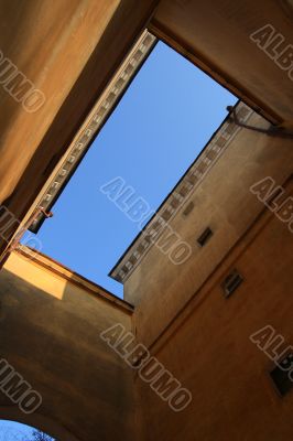 The sky between walls.