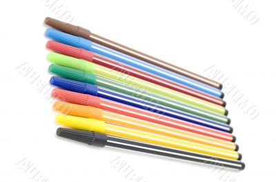 markers on white