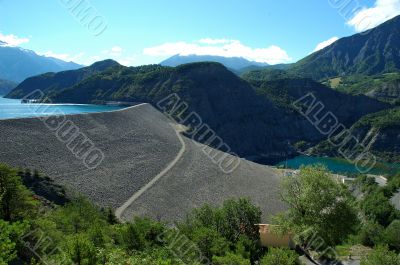 Earth dam - Serre-Poncon