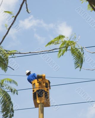 Electric Serviceman
