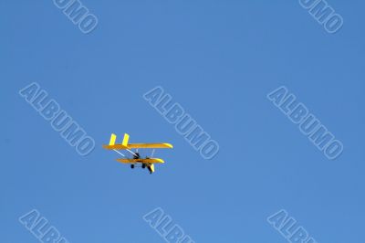 Biplane aircraft