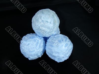 Blue wax spheres