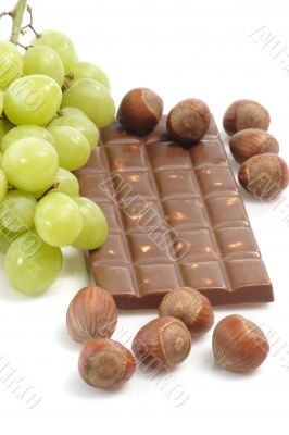 Chocolate with fresh grapes