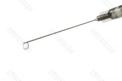 syringe needle with drop