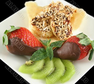 Choc Bananas And Strawberries 5