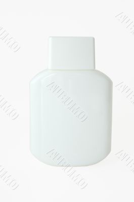 Aftershave balsam.