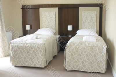beds in room